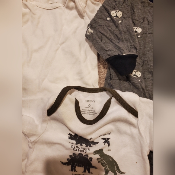 Baby Dino Onesies and Pajamas Set - Picture 3 of 3